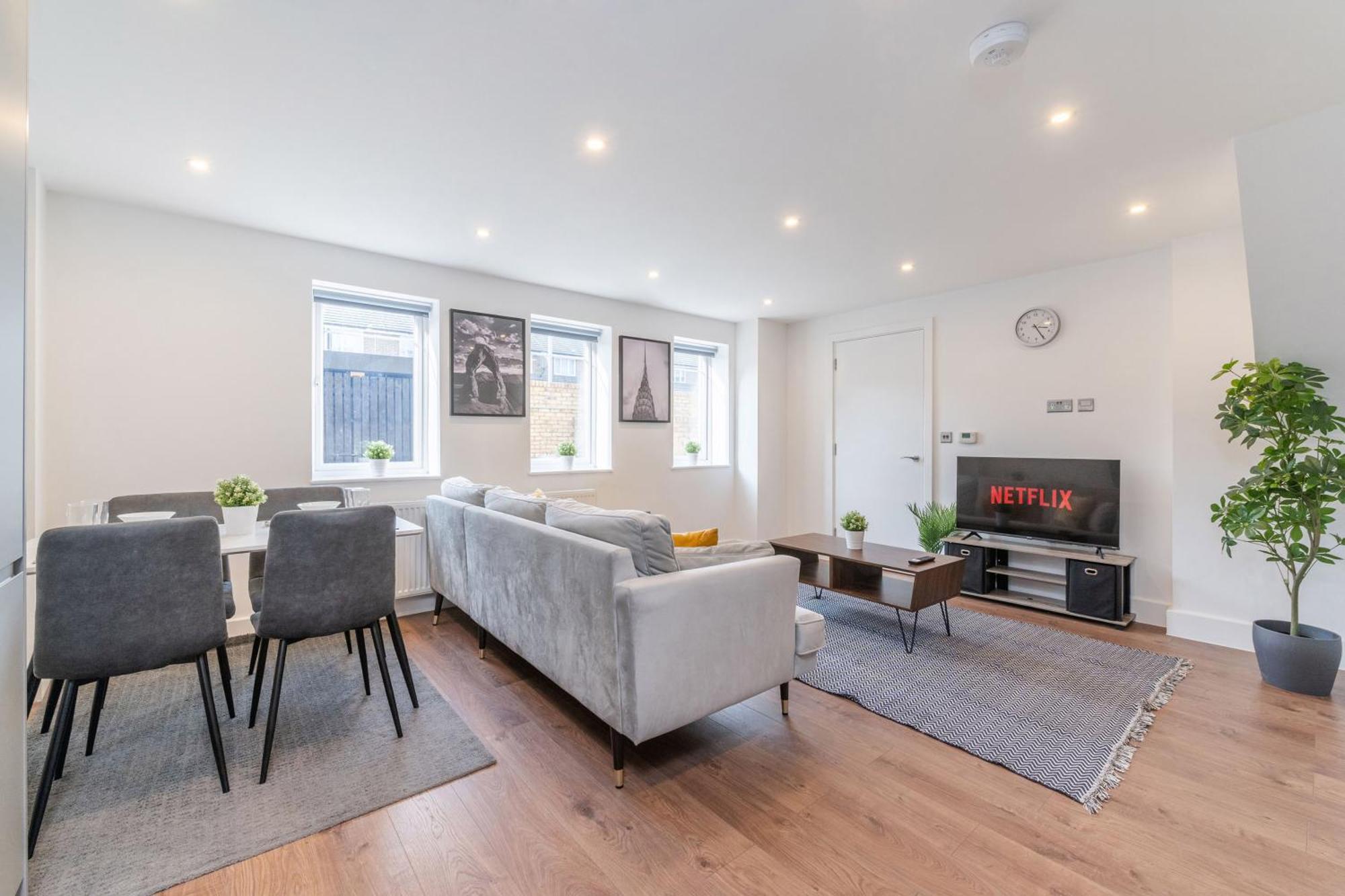 Modern London Home - 2 Bedrooms 2 Bath - Battersea, Vauxhall & Nine Elms Station Экстерьер фото