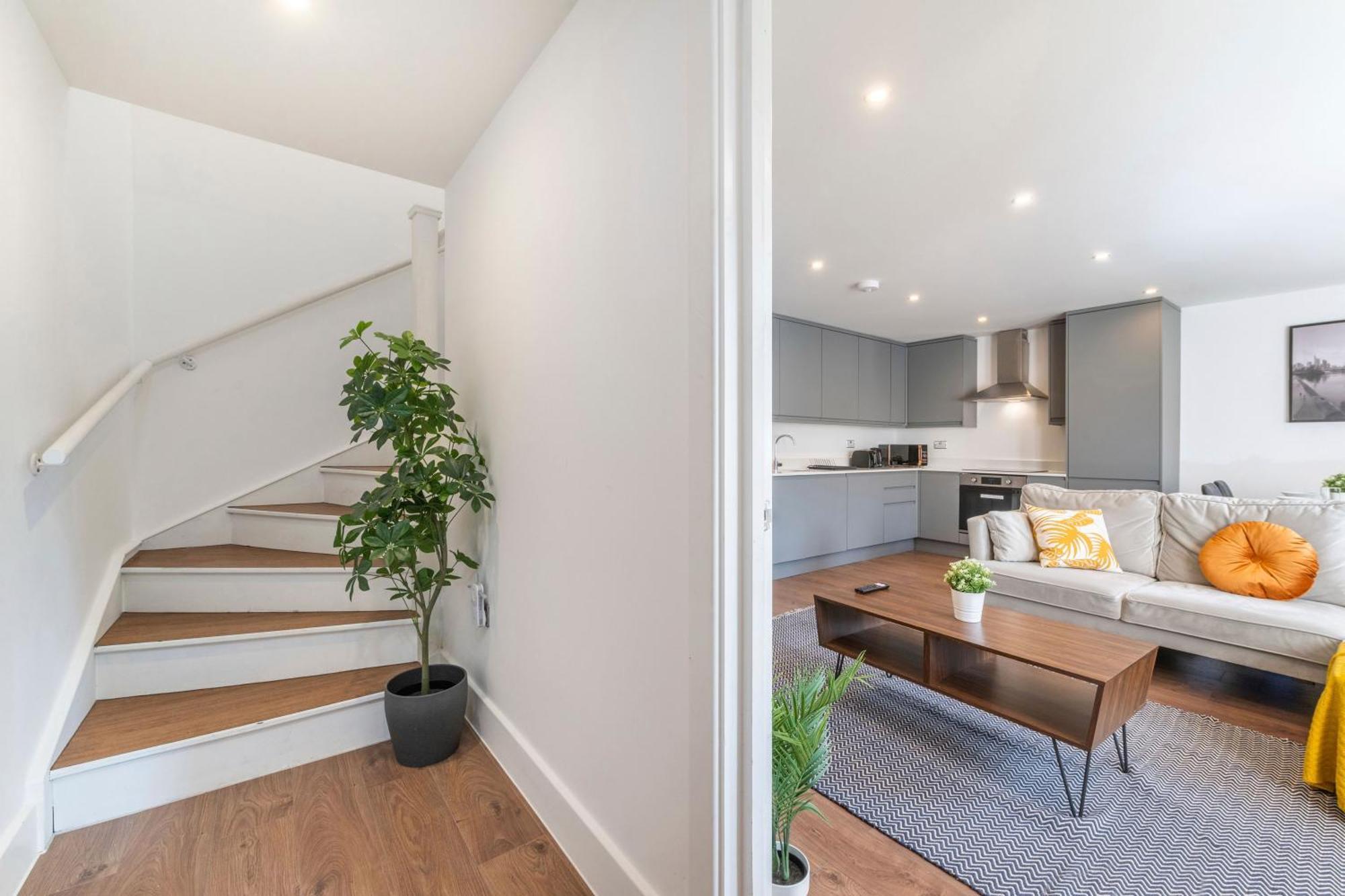 Modern London Home - 2 Bedrooms 2 Bath - Battersea, Vauxhall & Nine Elms Station Экстерьер фото